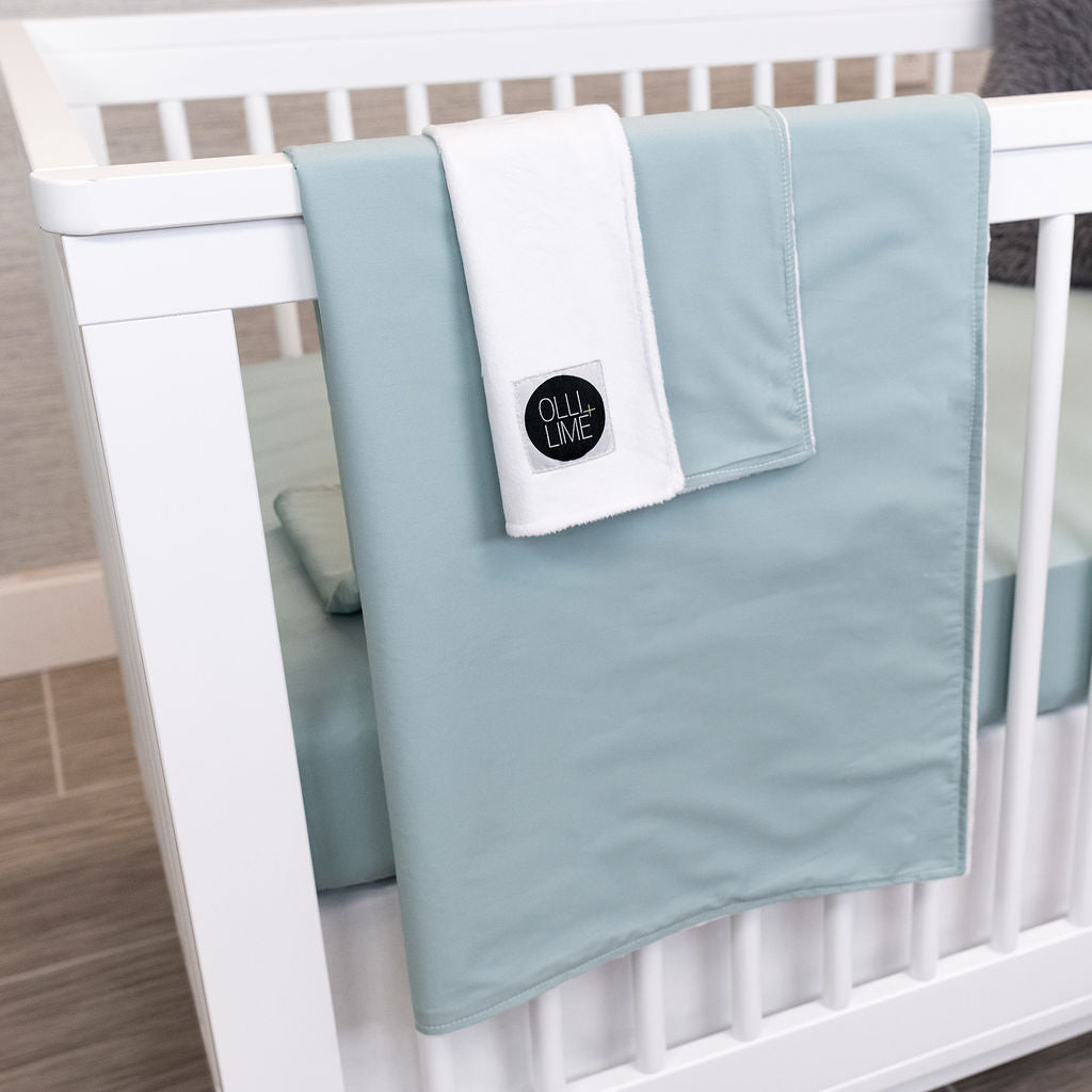 By the Sea - Deluxe Nursery Bedding Set - Foggy Blue - Olli+Lime